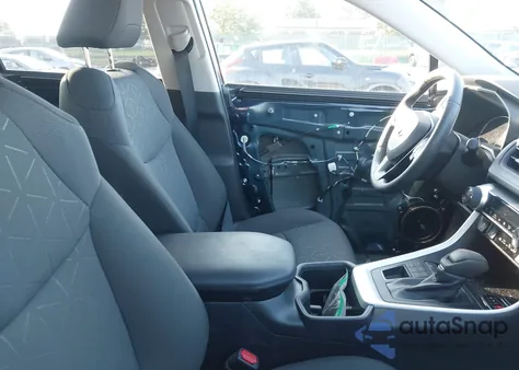 2023 Toyota Rav4 Xle z USA, uszkodzony, nr VIN 2T3P1RFV1PW363707